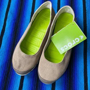 CROCS - Stretch Sole Flats in Khaki/Stucco